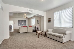 Interior - Spacious & New Guesthouse in Orem - Provo (Orem)