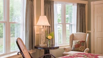 1 bedroom, iron/ironing board, travel cot, free WiFi