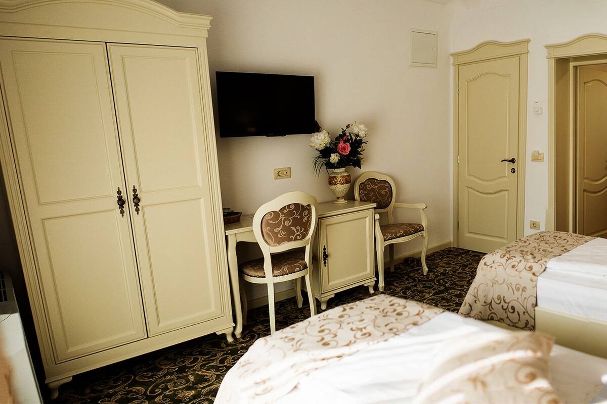 Twin Room, Balcony, City View (4*)