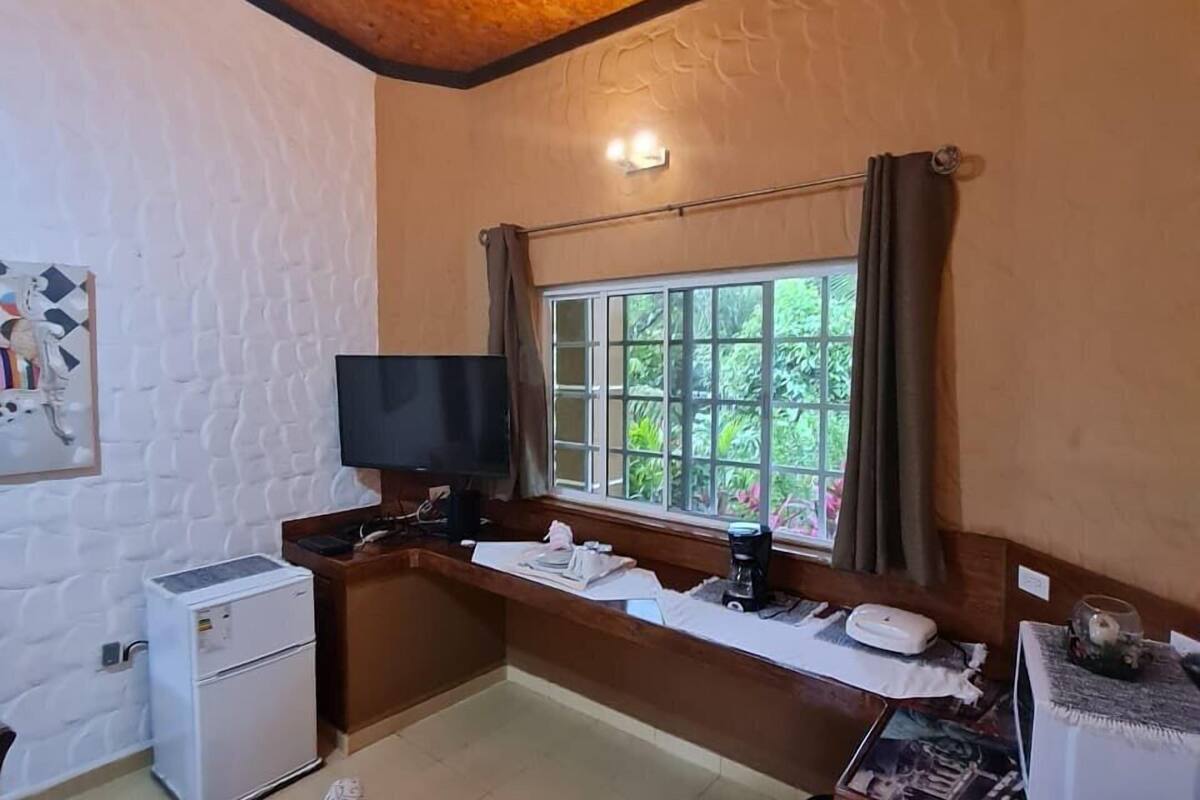 deluxe apartment | individually furnished, desk, laptop workspace, iron/ironing board