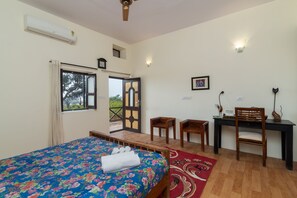 Luxury Room | 20 bedrooms, in-room safe, individually decorated - Safari Camp Osian (Osian)