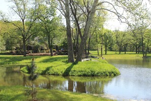 Lake - BarDew Valley Inn (Bartlesville)