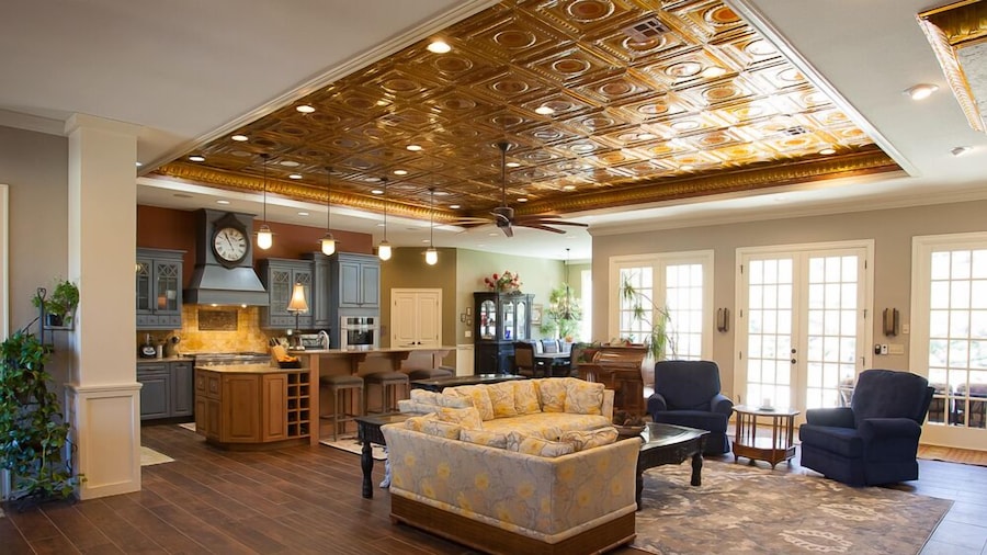 BarDew Valley Inn
