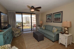 Condo, Multiple Beds (Dunes of Panama C-301(2/2)) | Living area