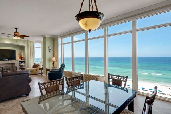 Apartment, Multiple Beds | In-room dining