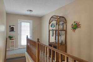 Huoneisto, useita sänkyjä | Oleskelualue | Televisio