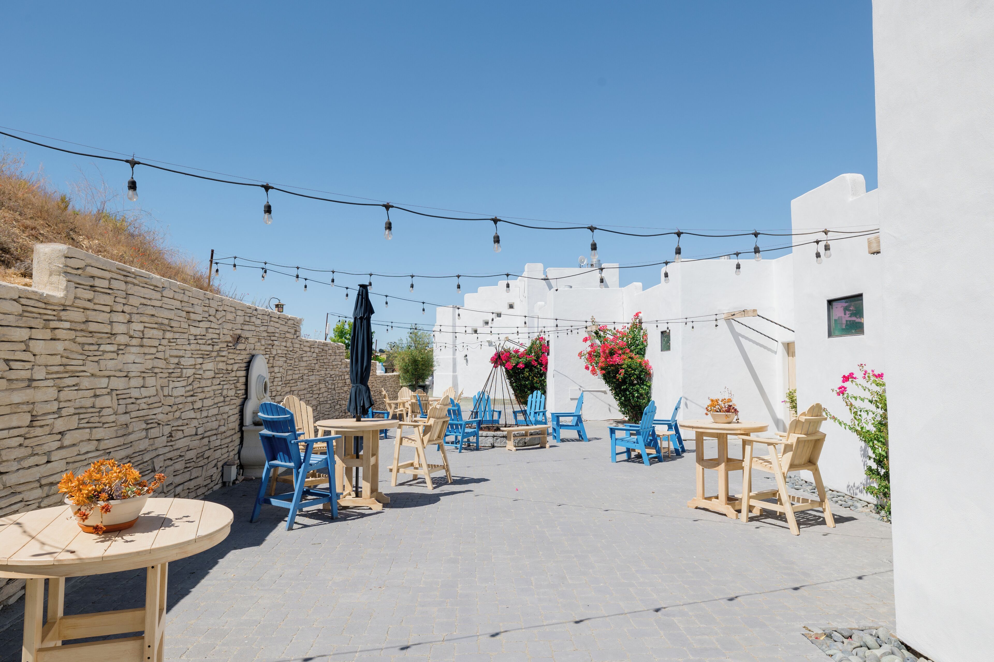 Romantische Studiosuite, 1 King-Bett | Terrasse/Patio