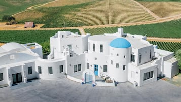 Fachada da propriedade