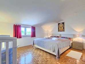 Appartement, uitzicht op zee | Verduisterende gordijnen, geluiddichte muren