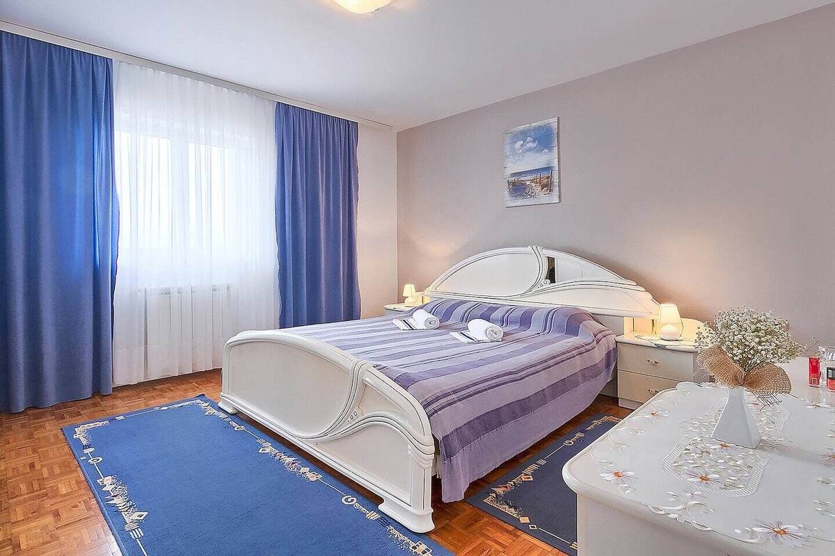 Apartment, Ground Floor | Blackout drapes, soundproofing, iron/ironing board (on request)