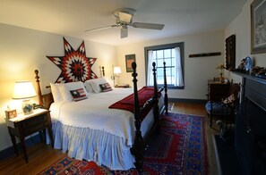 Premium King Room, 1 King Bed, Non Smoking, Washinghton | Sengetøy i egyptisk bomull, sengetøy av topp kvalitet og dundyner