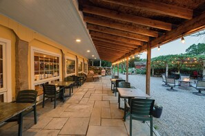 Exterior - Stonecroft Inn (Ledyard)