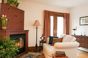 Premium Room, 1 Queen Bed