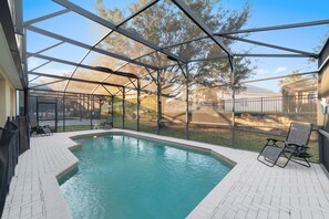 Outdoor pool, a heated pool - Windsor Hills Resort Luxury 4 bed/ 4 bath Villa with pool (Kissimmee)