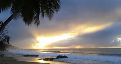 One Love Cottage Tobago Wohnung im Obergeschoss