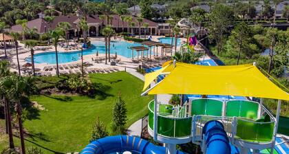 Disney World 2 Miles! Family condo