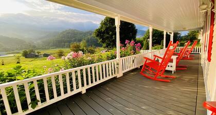 42 acres with Dramatic Mtn. Views...Close to Appalachian Trail