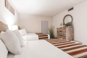 2 bedrooms, iron/ironing board, Internet, bed sheets