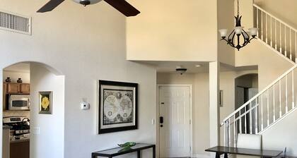 Quiet, gated exclusive private executive 3 bedrooms house.Pool, club house.