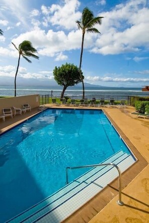 Pool - Maalaea Milowai 5star 1bed Oceanfront (Wailuku)