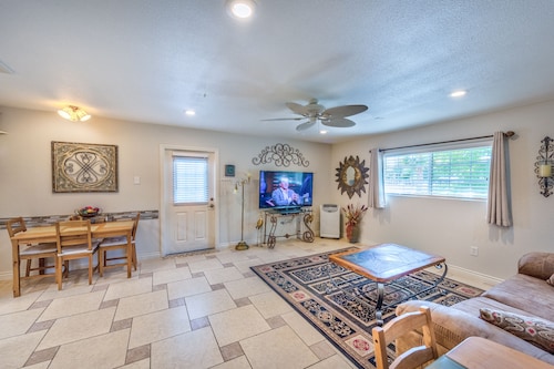 Vegas Paradise Vacation / Business Travel Place