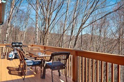 3 Master Suites - Long Mountain Views Every Room - Gated - Fire Pit - Fire Place