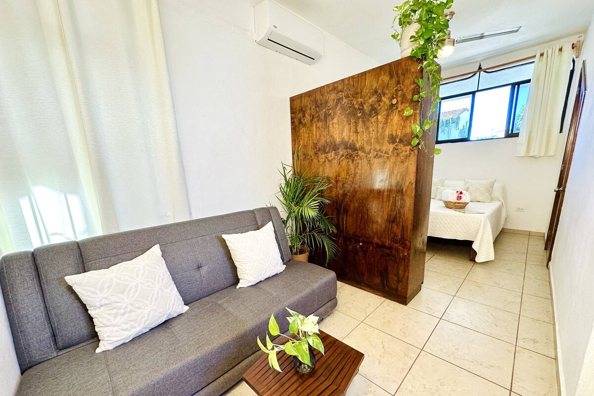 Damascus (planta baja) 24m2 | 客廳 | 32 吋智能電視連數碼電視頻道、Netflix、串流服務