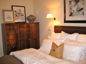 2 soverom, strykejern/-brett og internettilgang