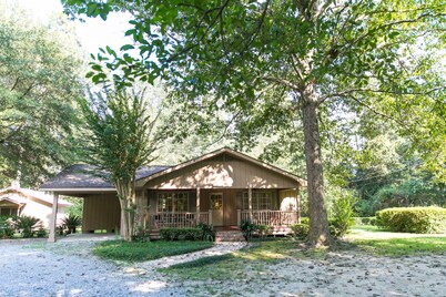 Cozy Cottage on Little Tehfuncte River