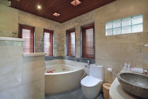 Royal Villa, 1 King Bed, Terrace, Garden Area | Bathroom | Separate tub and shower, deep soaking tub, rainfall showerhead - Ketut's Place Cottage Ubud (Ubud)