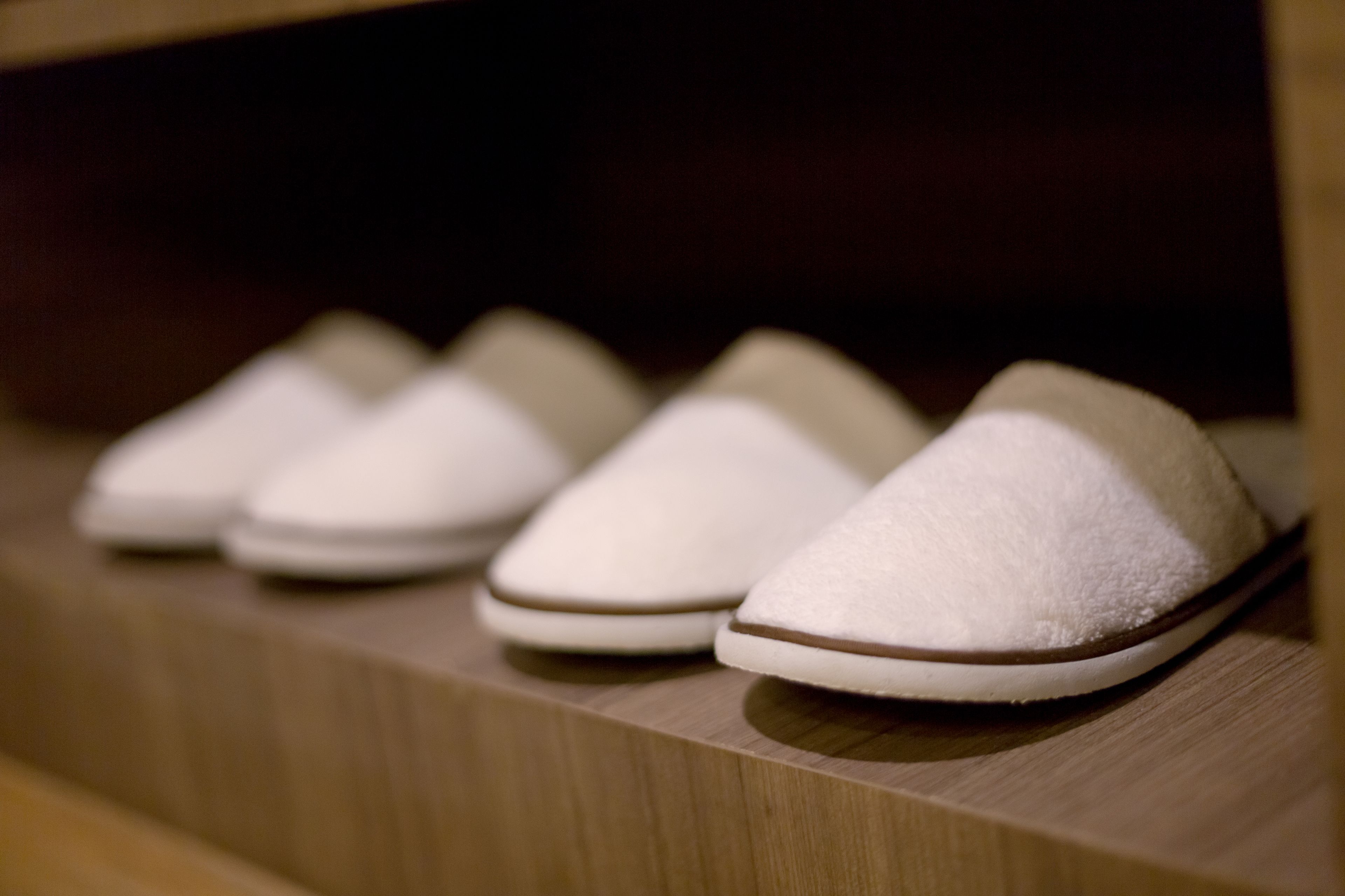 in-room safe, desk, laptop workspace, blackout curtains