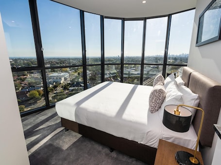 Room, Multiple Beds, Balcony | Hypo-allergenic bedding, in-room safe, desk, soundproofing