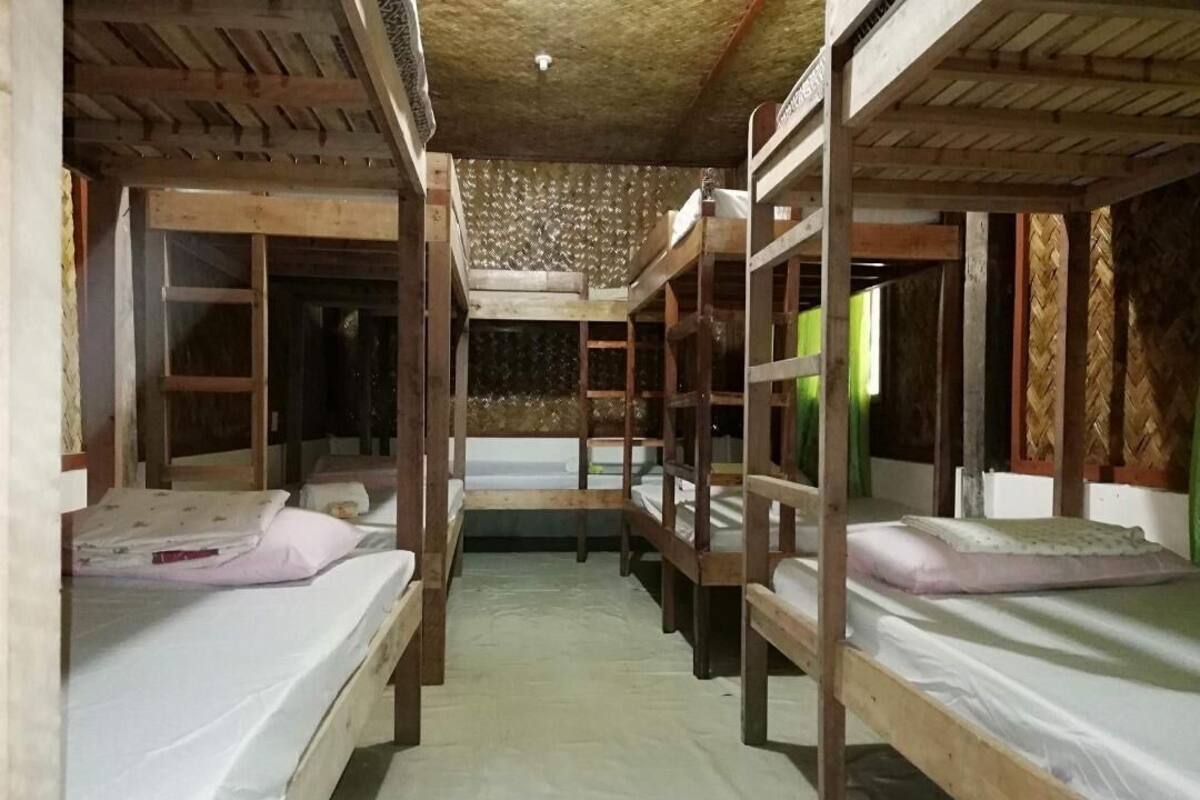 Phòng tập thể Tiêu chuẩn, 1 phòng ngủ, phòng tắm dùng chung, quang cảnh bãi biển | Két bảo mật tại phòng, bàn 