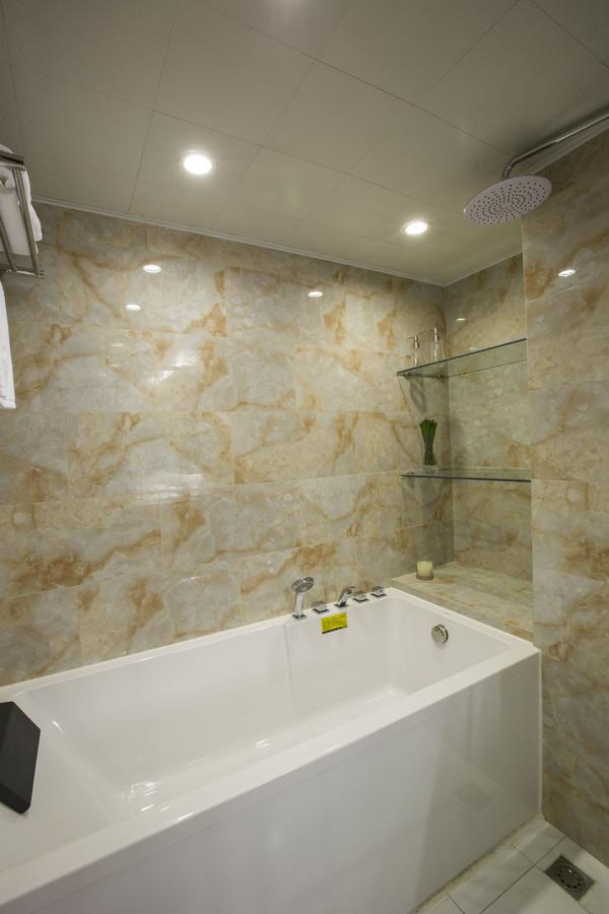 shower, free toiletries, hair dryer, slippers