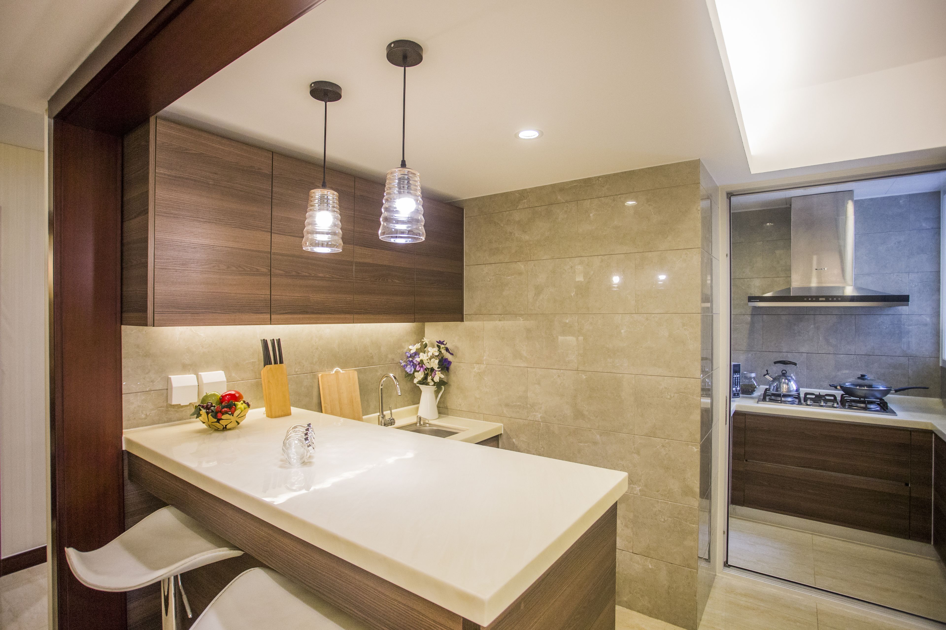 executive apartment, 1 bedroom | private kitchen | fridge, microwave, electric kettle, cookware/dishes/utensils