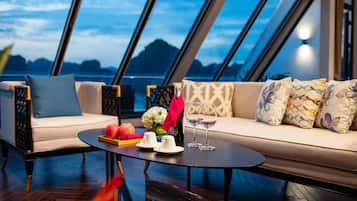 Presidential Suite (Private Sun Terrace)