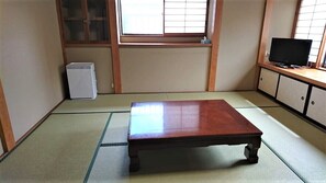 Economy Quadruple Room | Free WiFi - Haranoya (Oshino)