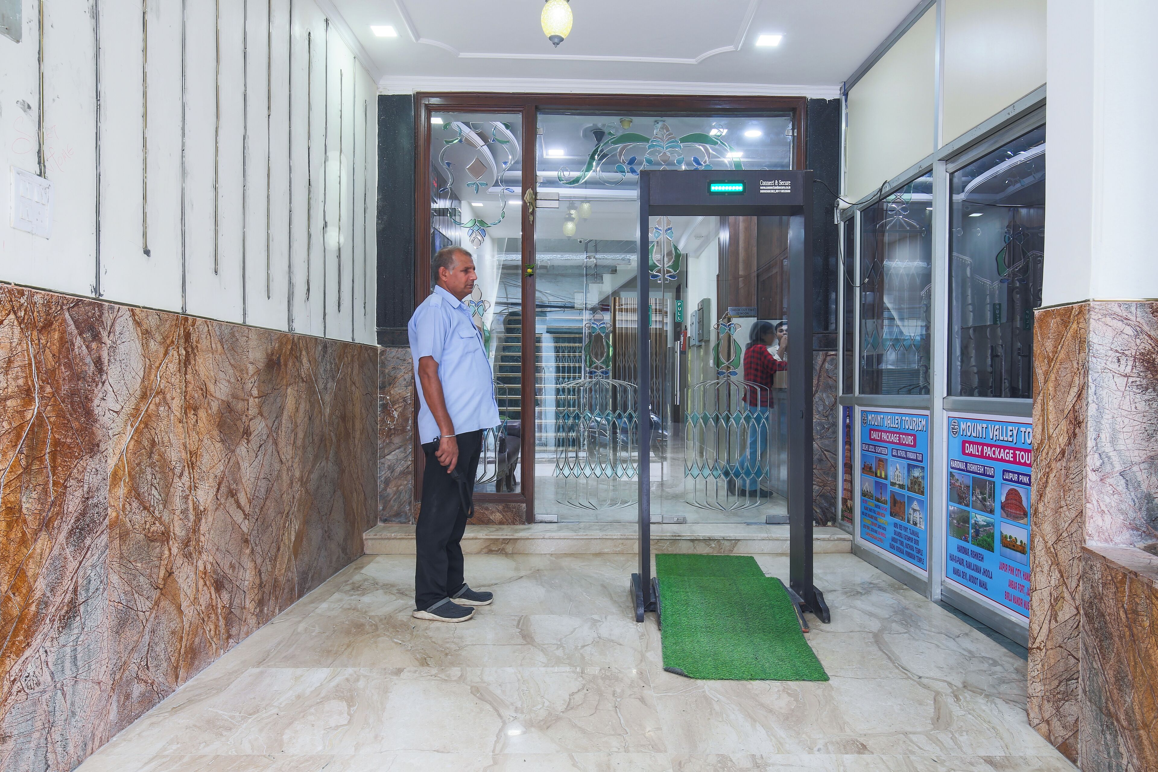 Foto - Hotel Sweet Home DX I Nearby New Delhi Railway Station