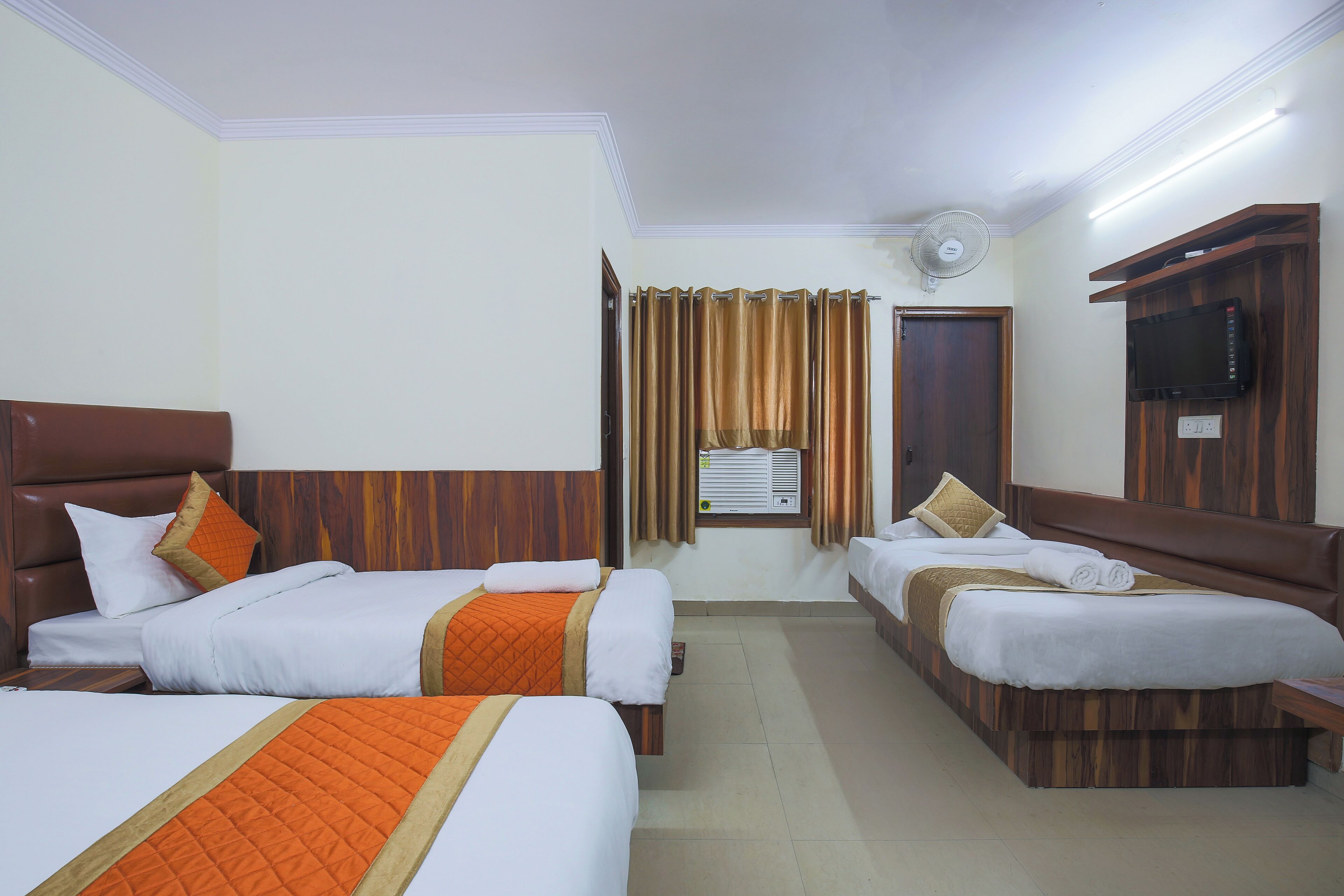 Foto - Hotel Sweet Home DX I Nearby New Delhi Railway Station