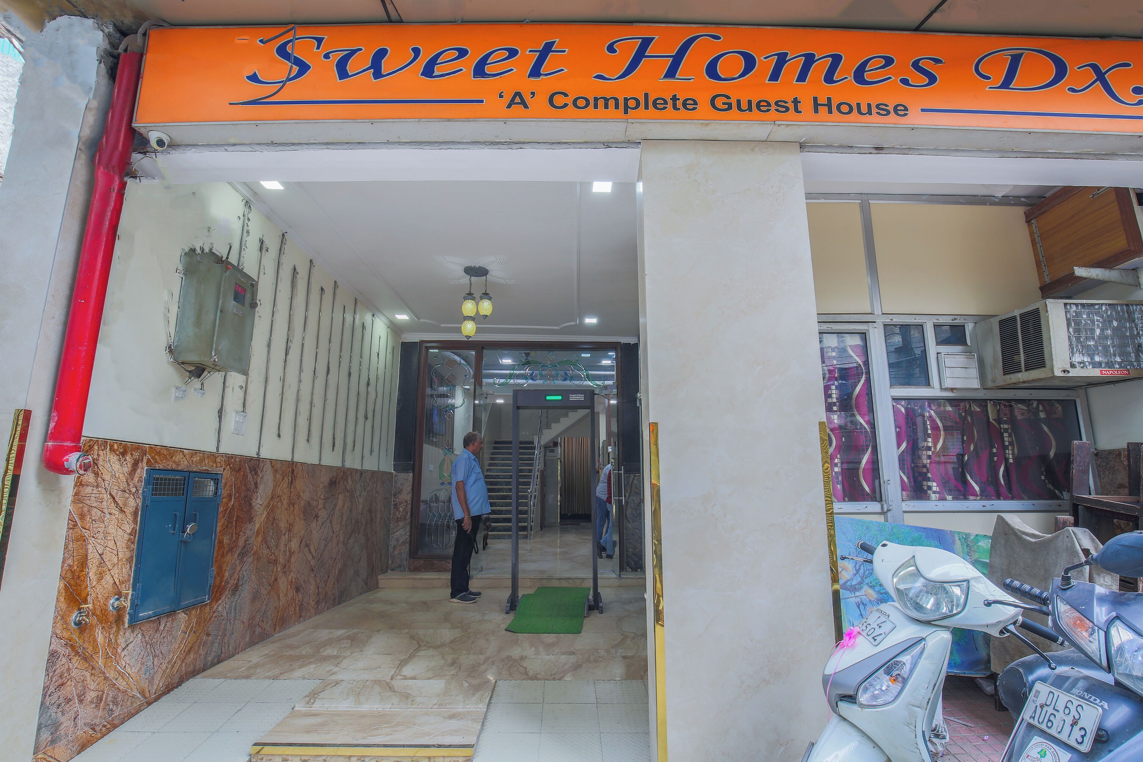 Foto - Hotel Sweet Home DX I Nearby New Delhi Railway Station