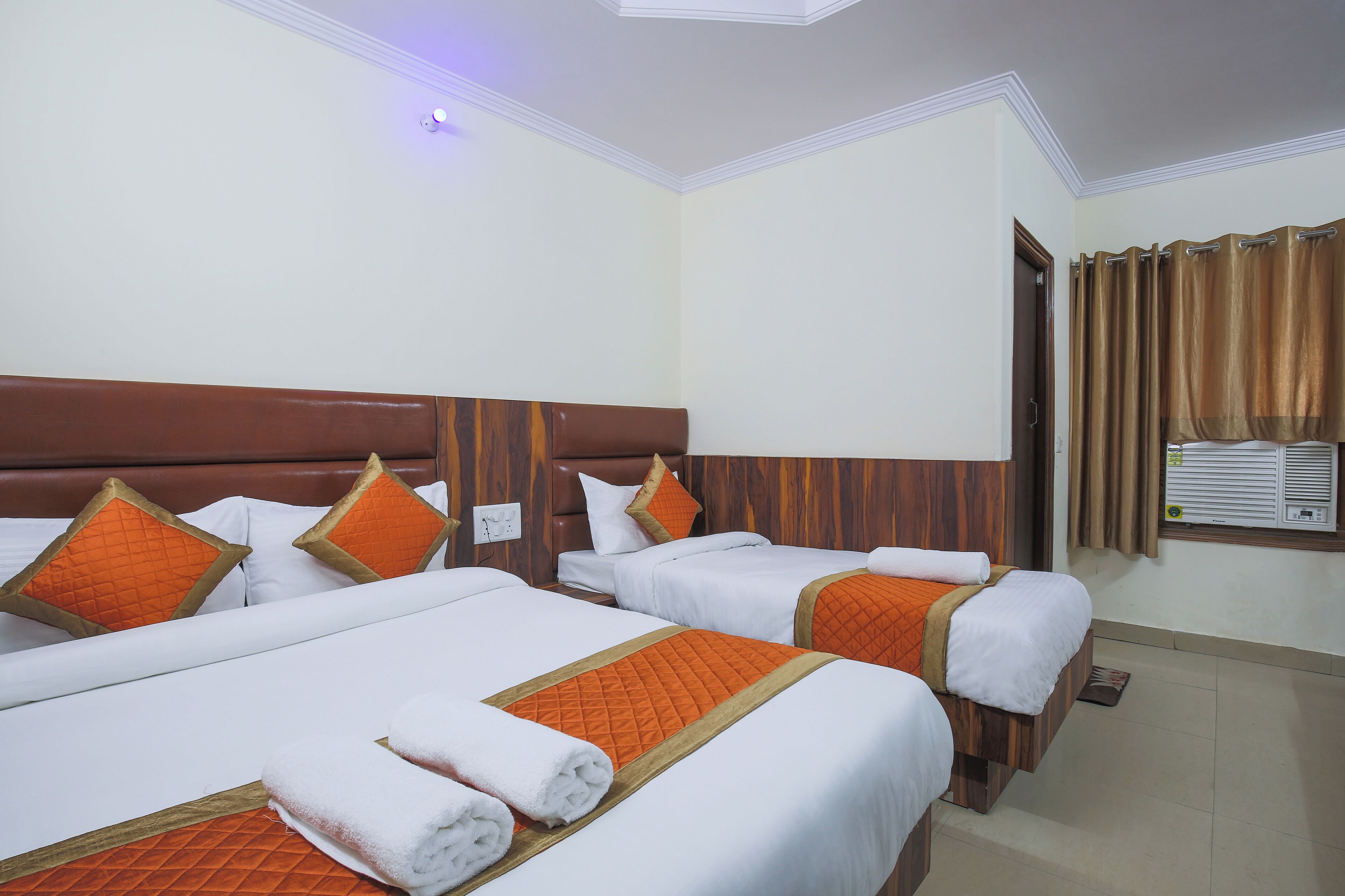 Foto - Hotel Sweet Home DX I Nearby New Delhi Railway Station