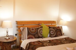 Rom – comfort | Safe på rommet og skrivebord