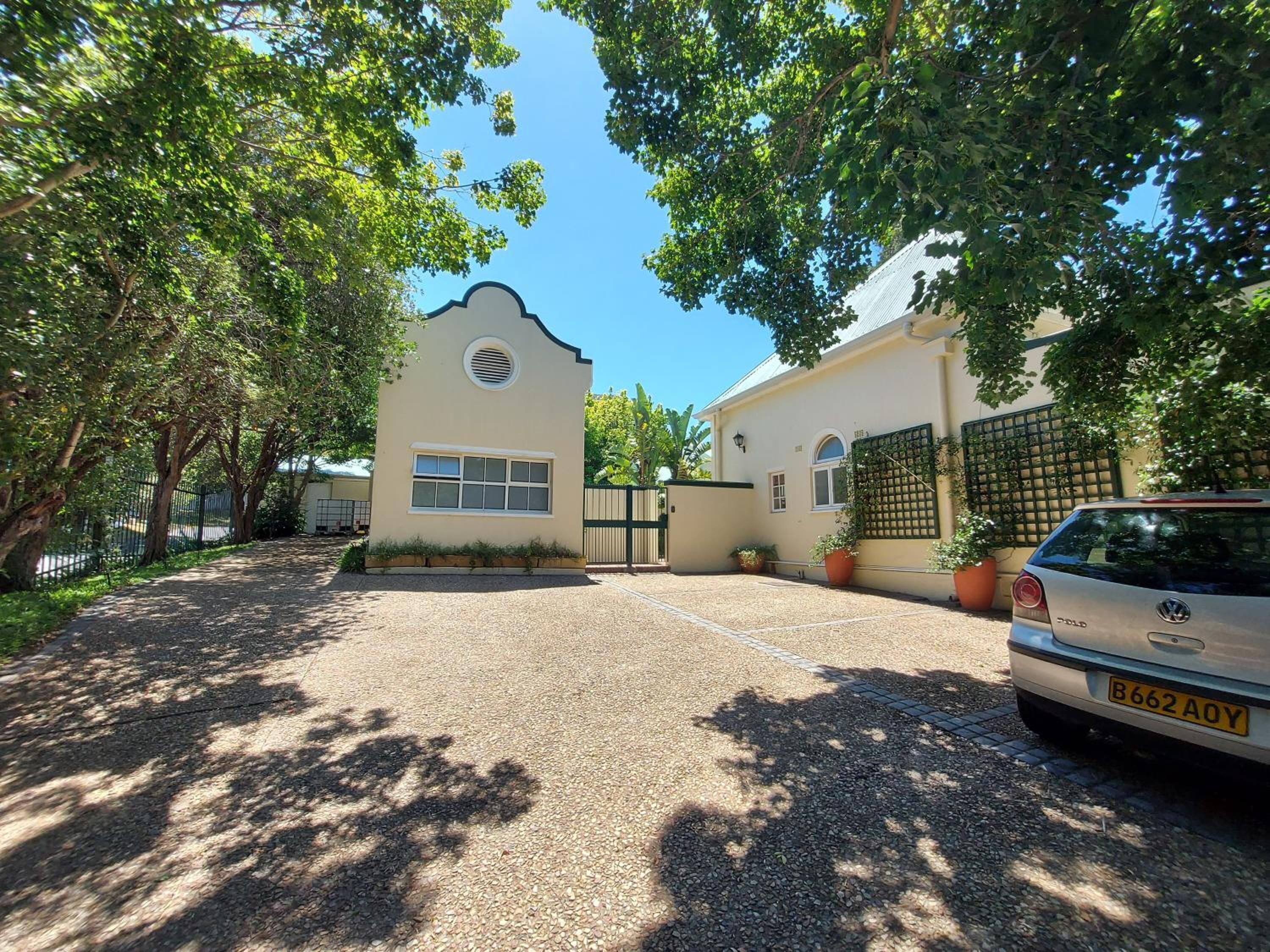 Photo - Newlands Guest House