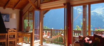 Lussuoso chalet per sport invernali (8p) sulle piste con splendide viste 