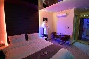 Rideaux occultants, chambres insonorisées, Wi-Fi gratuit