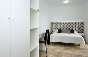 1 bedroom, desk, iron/ironing board, free WiFi - QUINTERO SUITES (NOPAL AND VEROL) 2 COUPLES? BOOK THE TWO SUITES (San Bartolomé)
