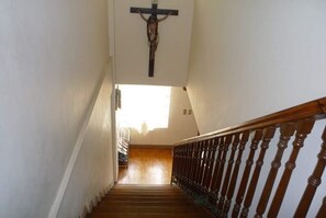 Staircase - Trendy Baguio Transient house (Baguio)