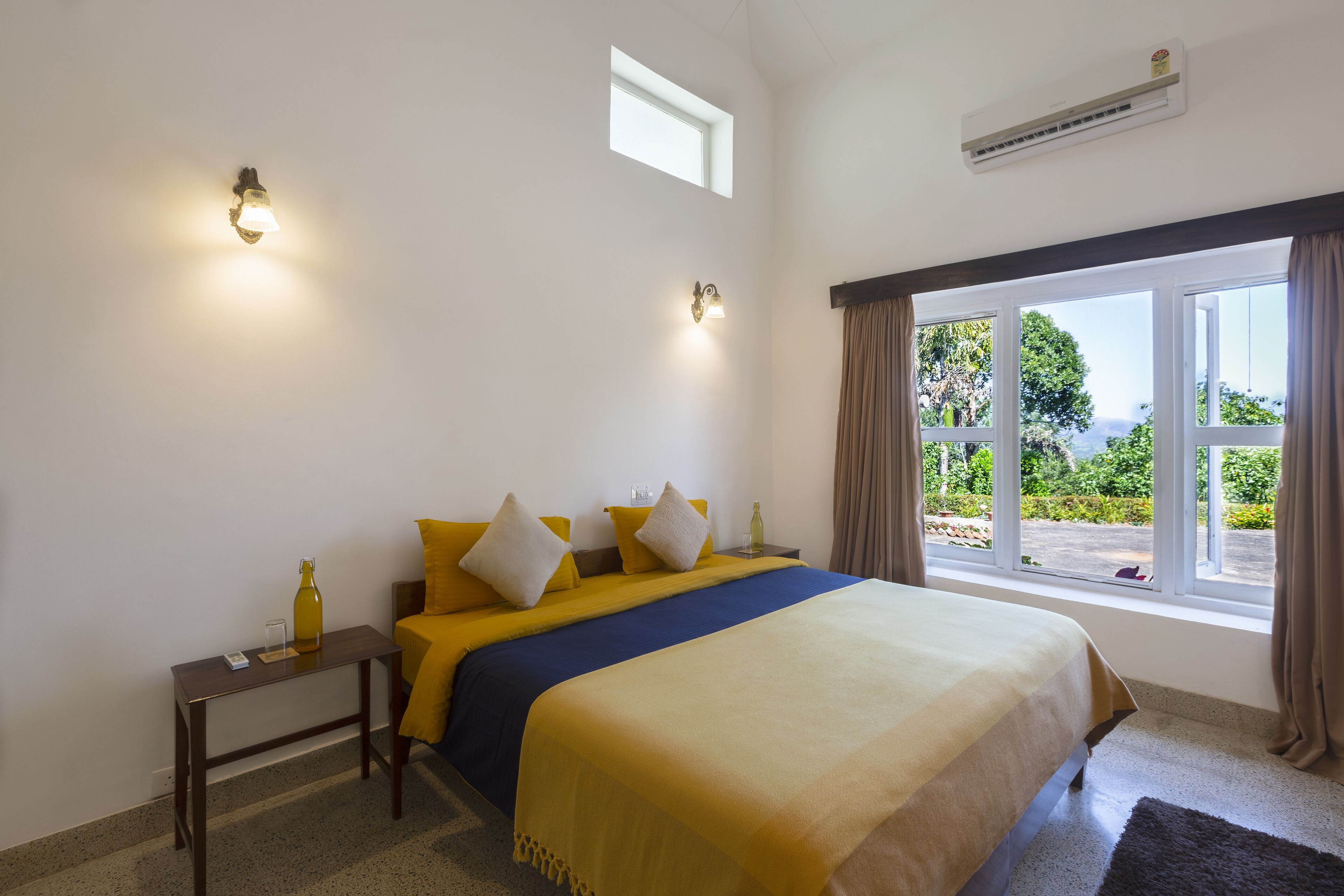 Bungalow, 4 Bedrooms (Pollibetta) | In-room safe, individually decorated, individually furnished, desk