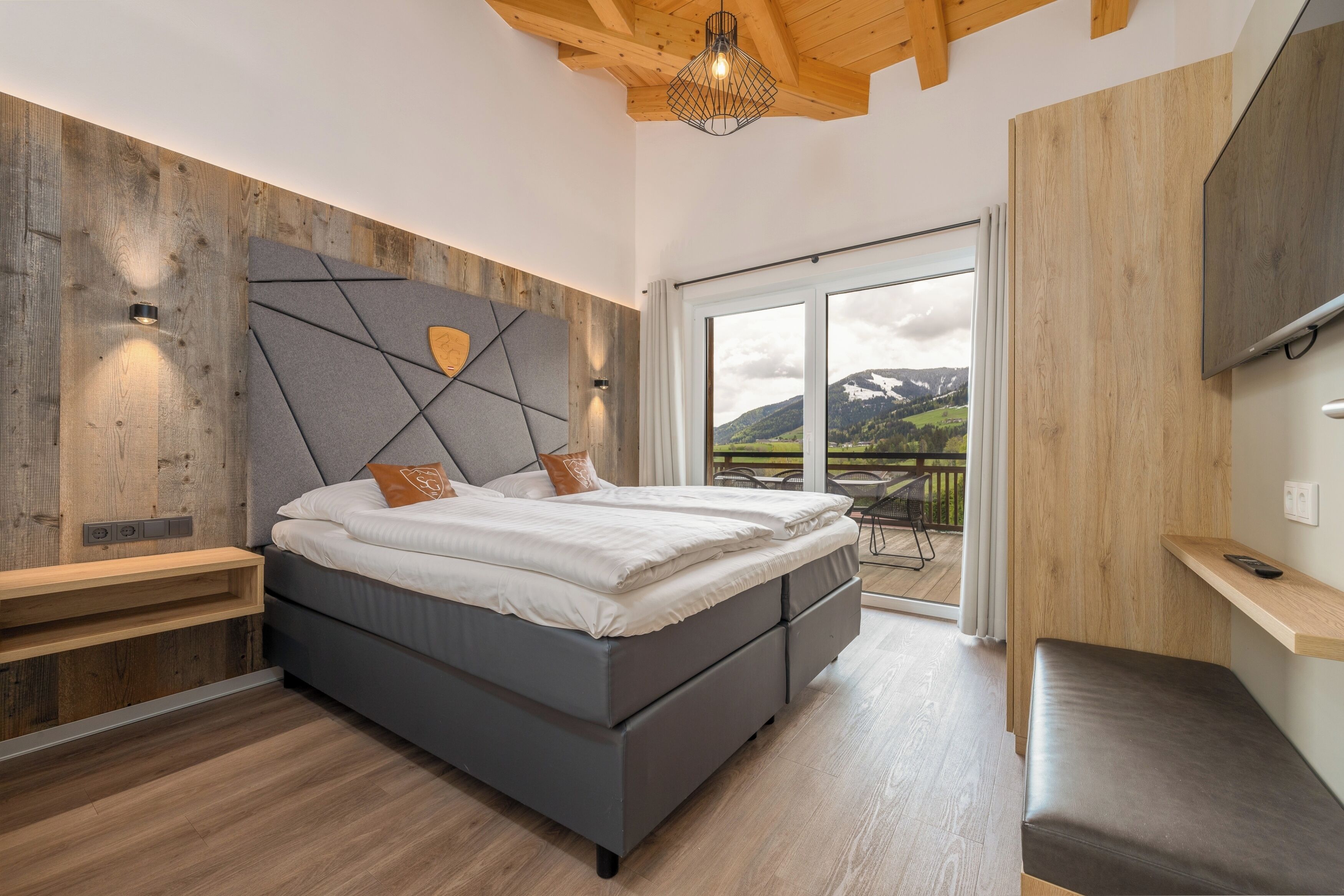 Superior Penthouse, 3 Bedrooms | In-room safe, desk, free WiFi, bed sheets