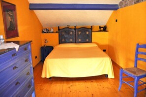 Duplex (Ambra) | In-room safe, individually decorated, individually furnished, free WiFi - Agriturismo Ca' dei Conti (San Bartolomeo al Mare)